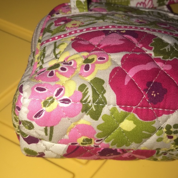 NWT Vera Bradley Make Me Blush Floral Cosmetic Bag - Picture 8 of 12